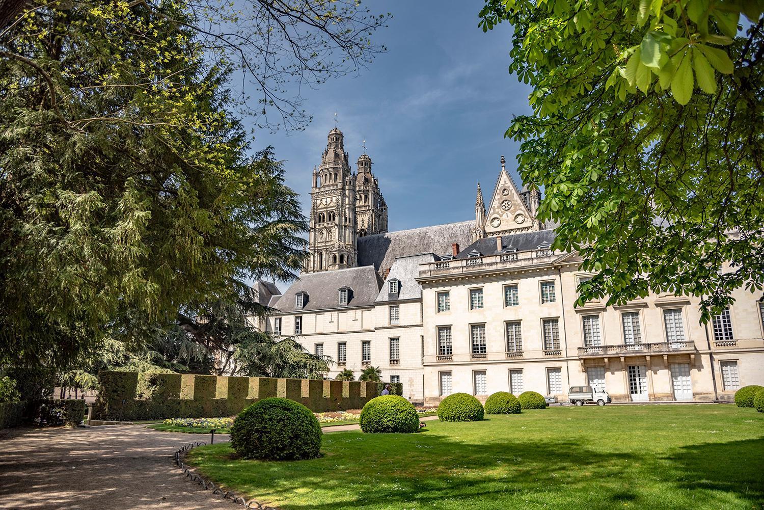 L'Historique / Basilique St Martin Appartement Tours Buitenkant foto